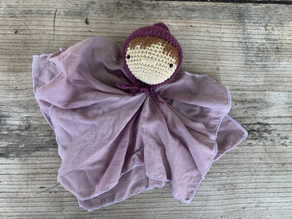 Püppi violet mit Nuschi