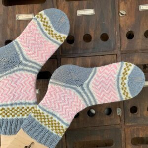 Socken rosa-grau-weiss-senf