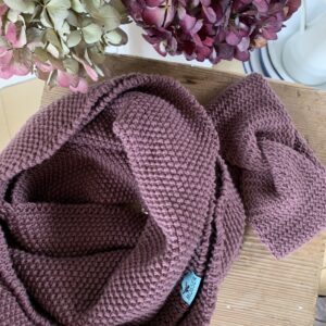 Gestrickter Loop Merino dunkles violet