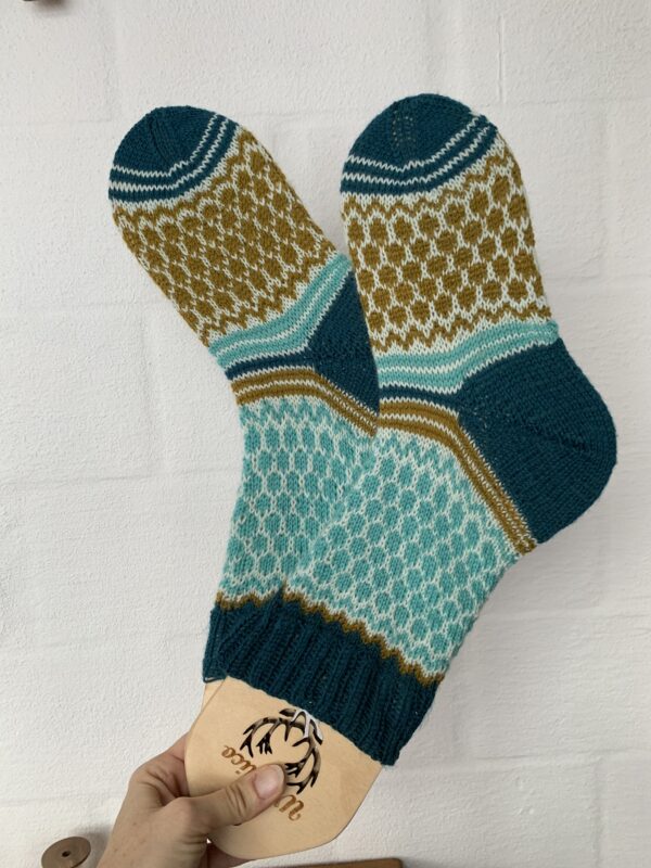 Socken senf-petrol-mint