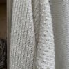 Gestricktes Dreiecks-Tuch – Bild 3